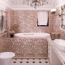 Ванная комната с мозаичной отделкой бизацца. 